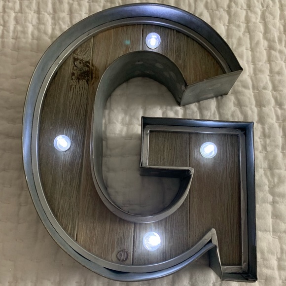 Other - CAPITAL “G” WITH LIGHTS